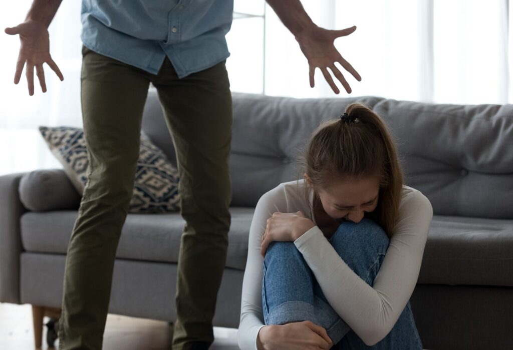 Avoiding Abusive Relationships: Spotting Red Flags Before It’s Too Late